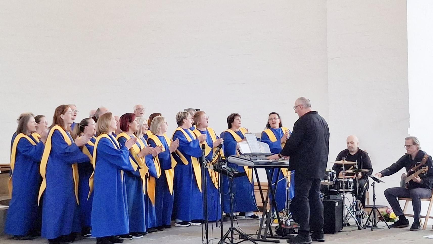 Modern Church Choir Nalbach