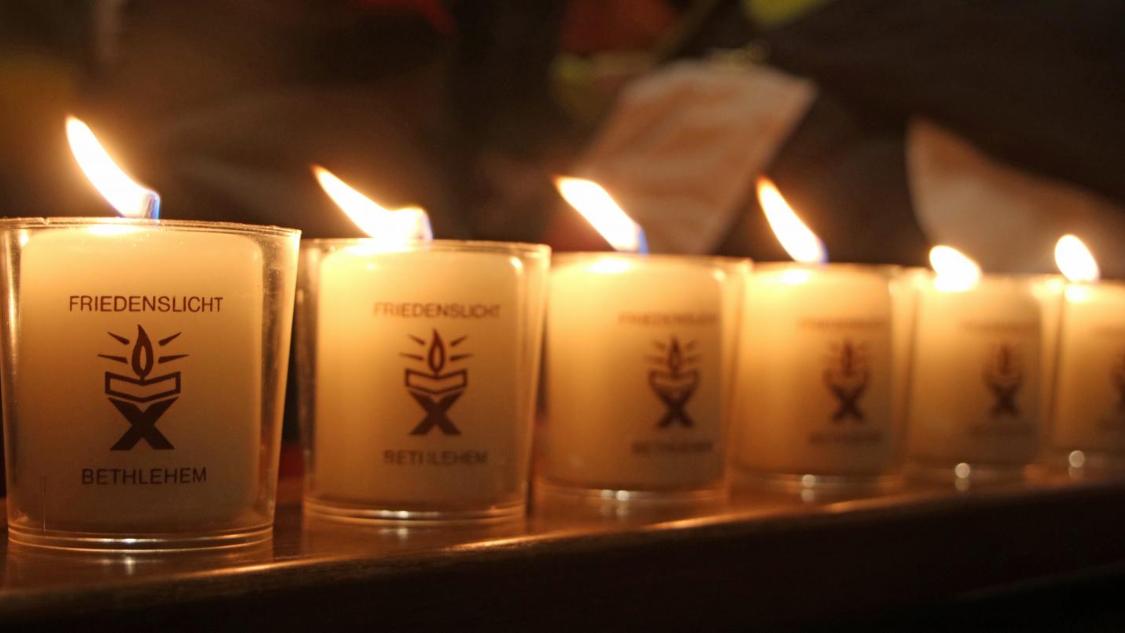 friedenslicht_sieben_tage_by_Christiane_Raabe_pfarrbriefservice